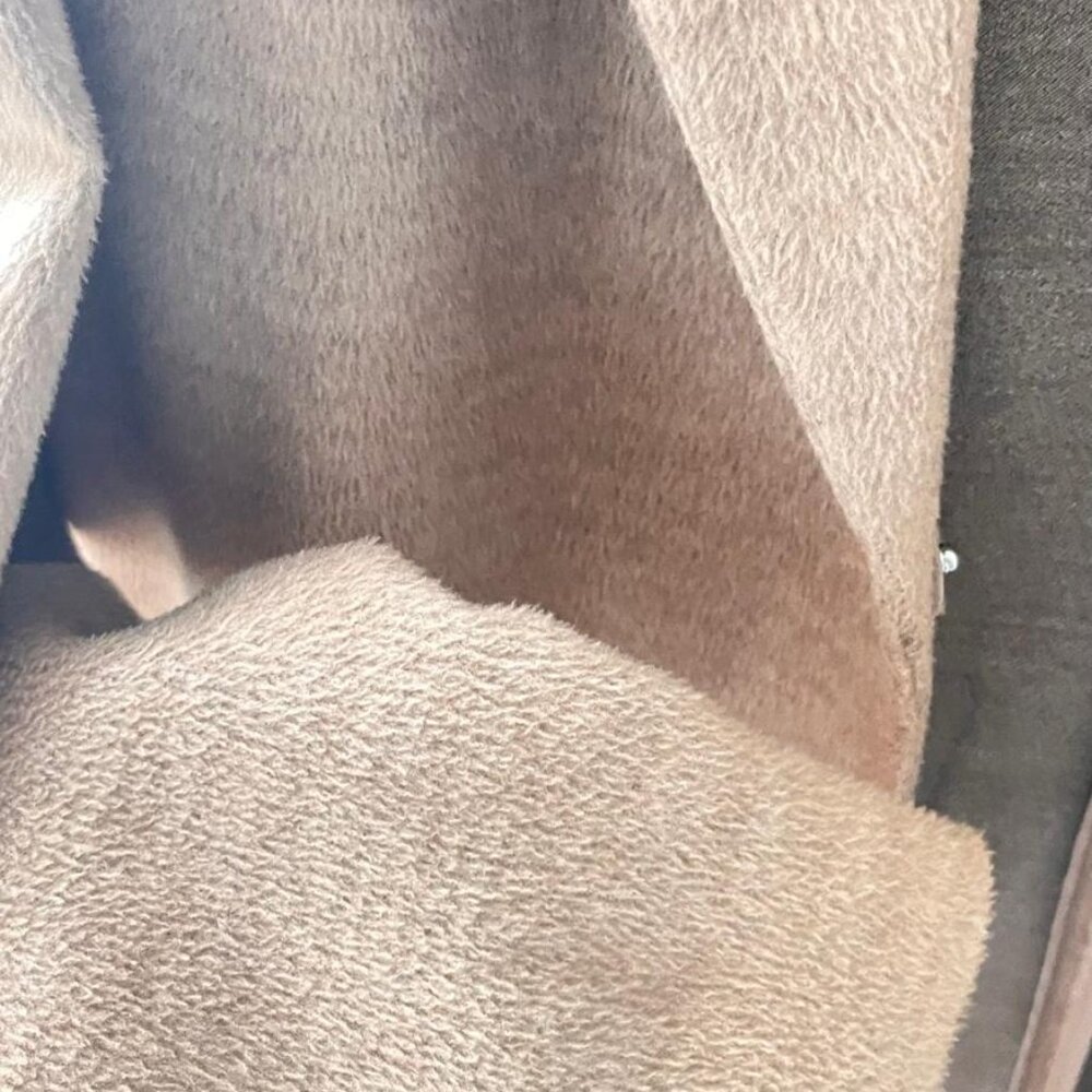 H&M Light Coat - Picture 2 of 3